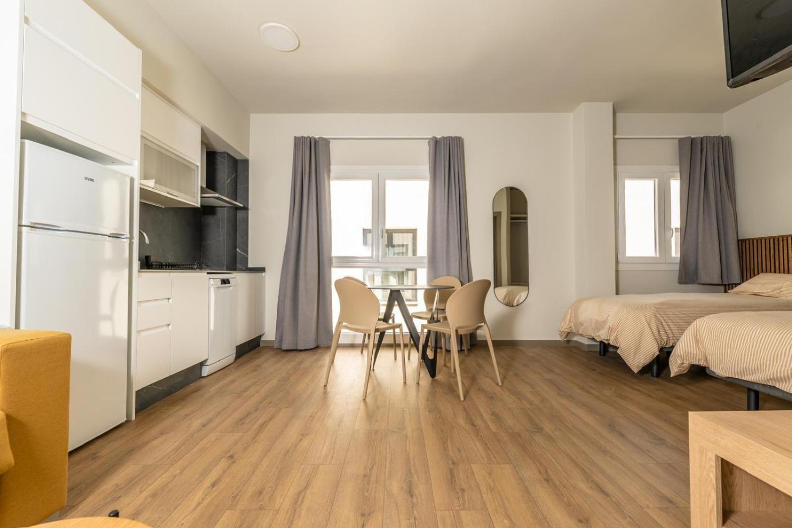 L'Alcor Aparthotel Alicante Bagian luar foto