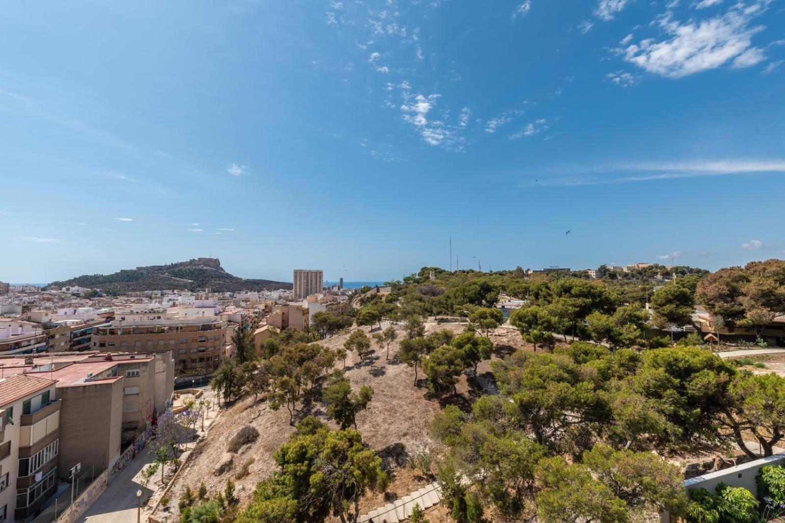 L'Alcor Aparthotel Alicante Bagian luar foto